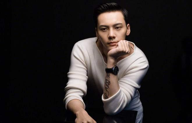 陈伟霆爆料前辈是谁视频 第1张 陈伟霆爆料前辈是谁视频 第1张