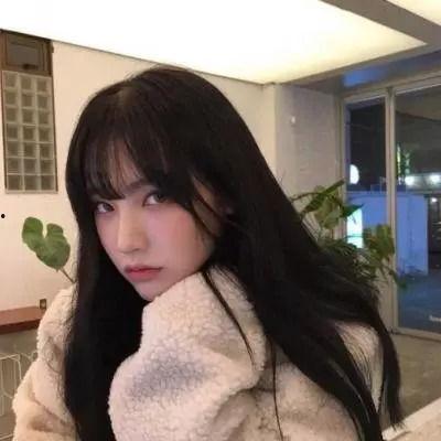 娱乐吃瓜酱头像女生图片,揭秘网红头像背后的时尚魅力  第3张 娱乐吃瓜酱头像女生图片,揭秘网红头像背后的时尚魅力  第3张