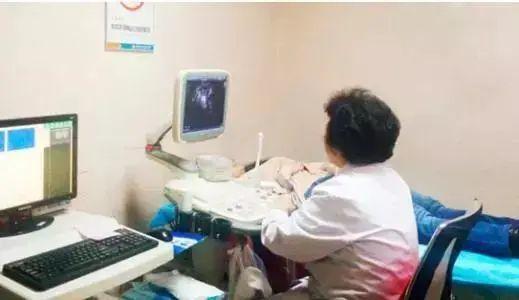 济南医生生气爆料视频,现场直击爆火视频引发热议  第2张