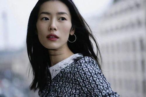 刘雯恋情爆料最新视频,甜蜜视频揭露神秘男友身份  第2张